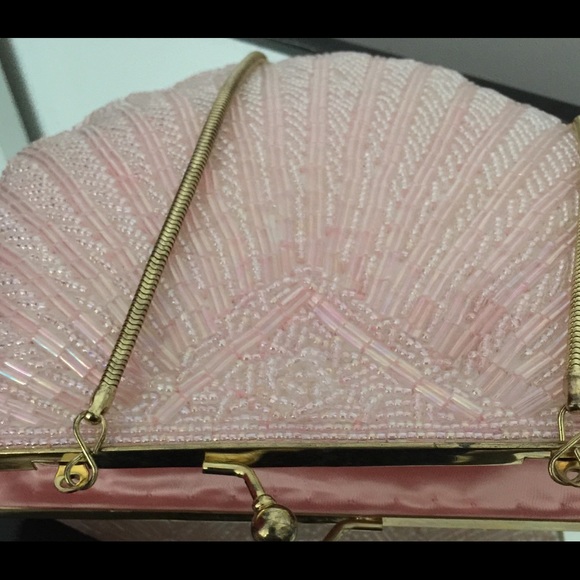 RARE FIND Vintage scalloped edge mini bag - Picture 3 of 5